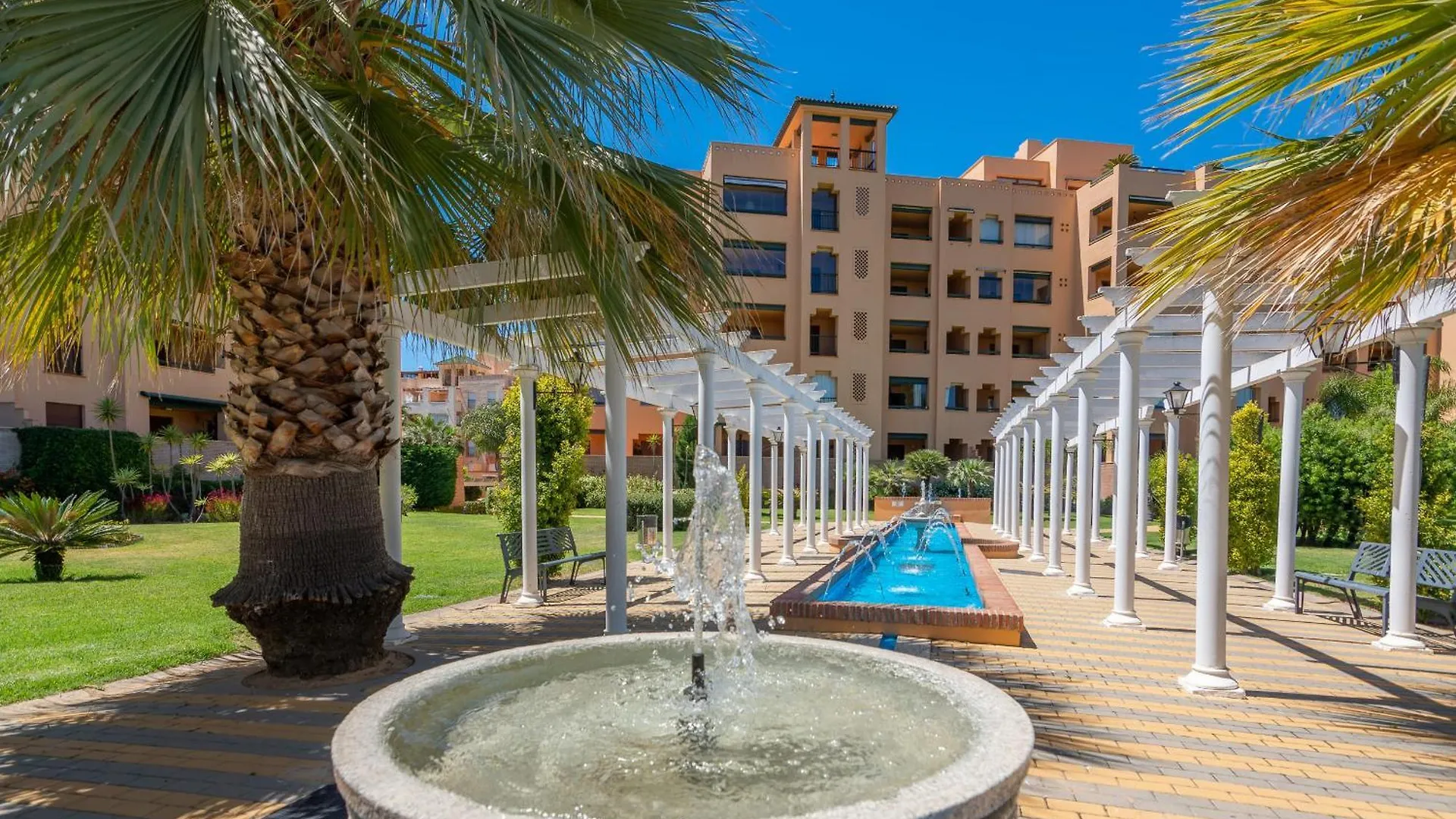 Apartment Los Albatros Plus By H - Playa De Los Haraganes Hahb140P27 Isla Canela