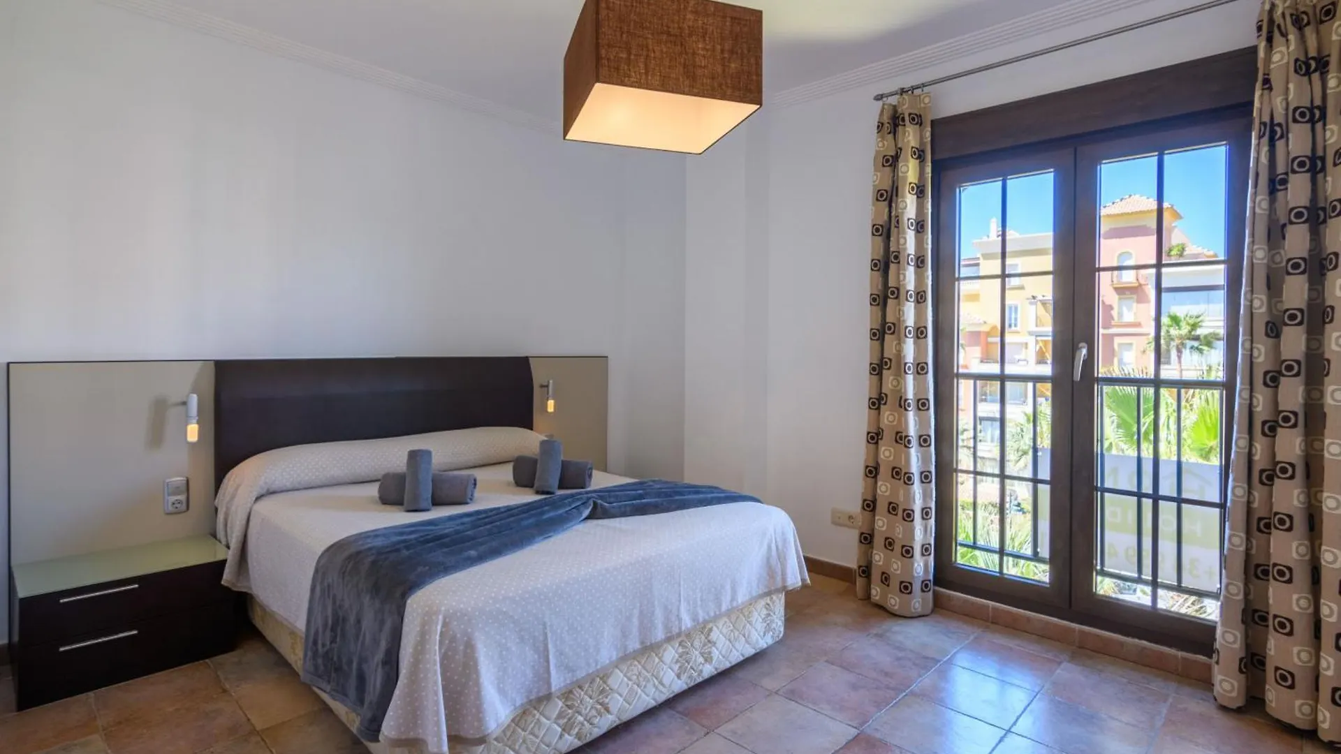 Apartment Los Albatros Plus By H - Playa De Los Haraganes Hahb140P27 Isla Canela